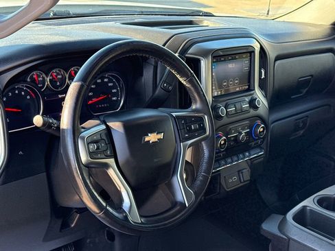 Used 2020 Chevrolet Silverado 1500 LT w/ Texas Edition image 17