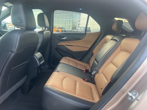 Used 2019 Chevrolet Equinox Premier image 17