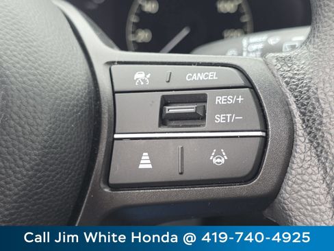 Certified 2024 Honda HR-V LX image 30