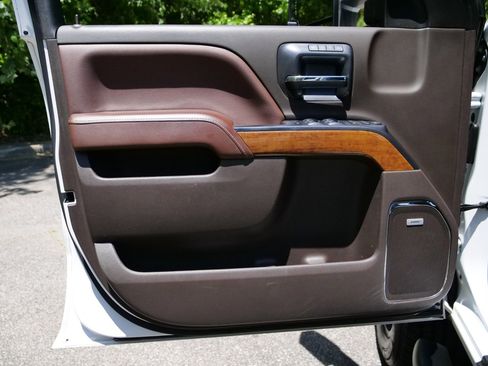 Used 2019 Chevrolet Silverado 3500 High Country w/ Duramax Plus Package AWD/4WD image 27