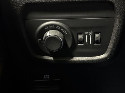 New 2026 Jeep Grand Cherokee L Laredo AWD/4WD image 18