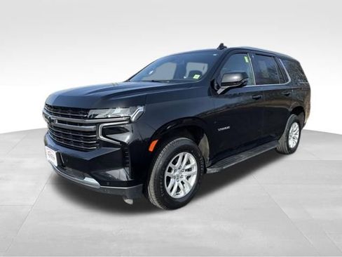 Used 2021 Chevrolet Tahoe LT w/ Luxury Package image 3