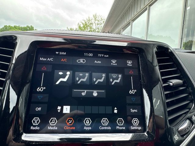Used 2019 Jeep Cherokee Limited AWD/4WD image 21