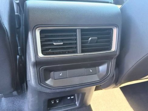 Certified 2024 Volkswagen Atlas Cross Sport SEL Premium R-Line AWD/4WD image 16