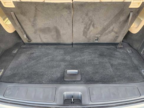 Used 2020 Nissan Pathfinder Platinum image 34