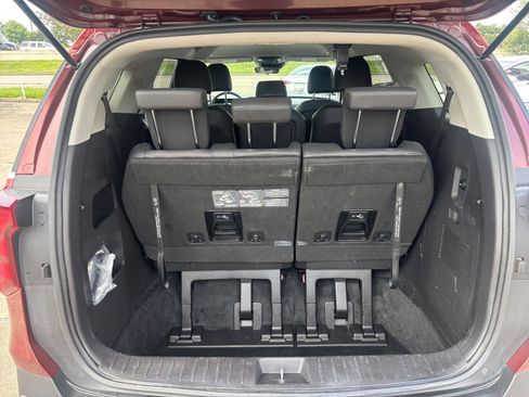 Used 2026 Kia Carnival FWD image 33