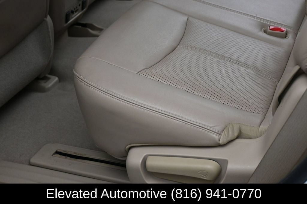 Used 2014 Nissan Pathfinder Platinum w/ Platinum Premium Package AWD/4WD image 18