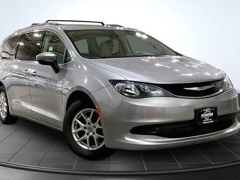 Used 2021 Chrysler Voyager Lxi FWD image 12