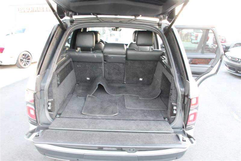 Used 2020 Land Rover Range Rover HSE AWD/4WD image 17