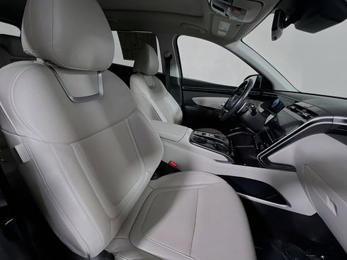 Used 2024 Hyundai Tucson Limited image 31