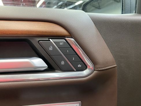 Used 2023 GMC Sierra 1500 Denali w/ Denali Reserve Package image 27