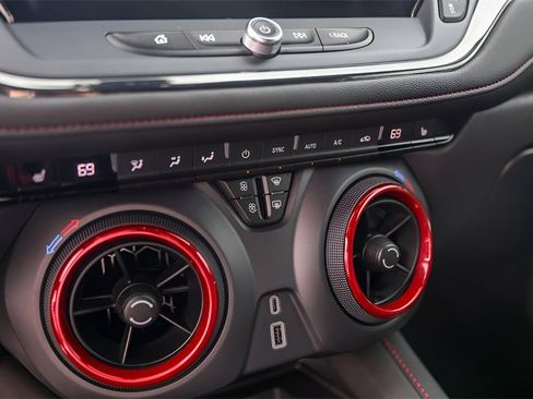 Used 2023 Chevrolet Blazer RS image 19