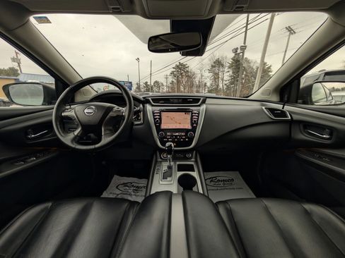 Used 2019 Nissan Murano SL w/ SL Technology Package image 2