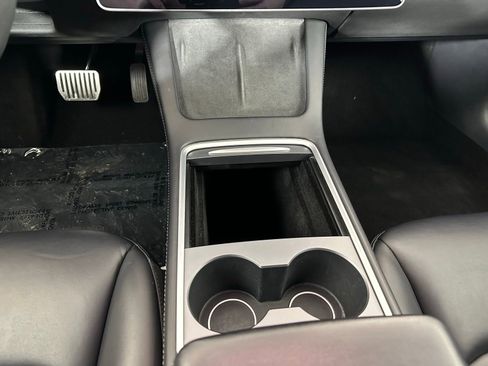 Used 2021 Tesla Model 3 Standard Range Plus image 17