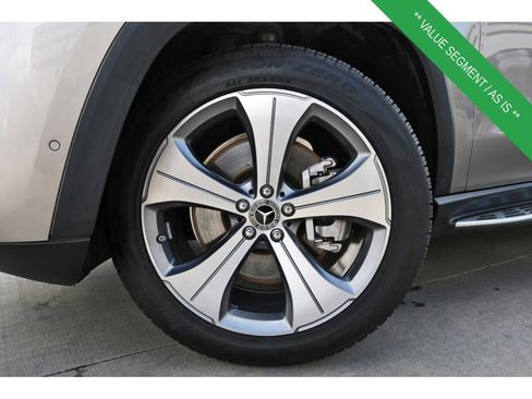 Used 2021 Mercedes-Benz GLS 450 4MATIC image 34