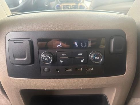Used 2017 Chevrolet Tahoe Premier AWD/4WD image 22