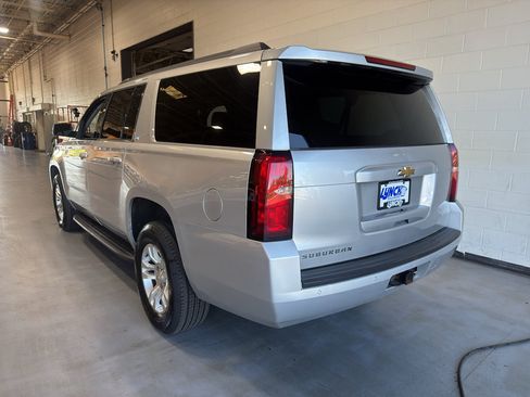 Used 2020 Chevrolet Suburban LT AWD/4WD image 3