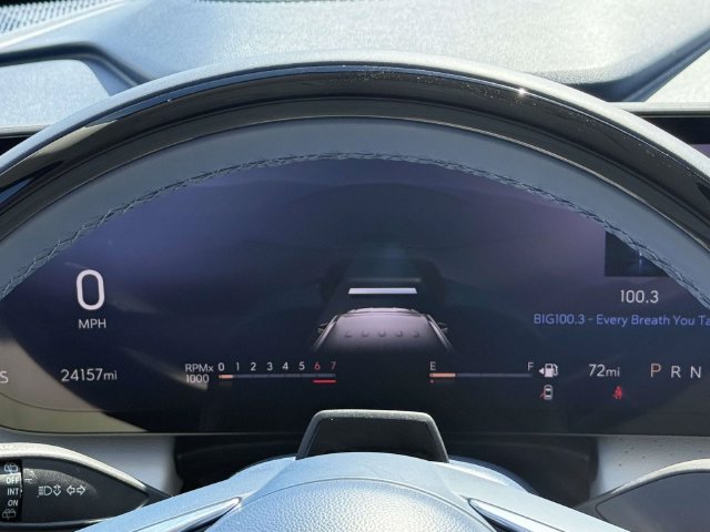 Used 2025 Buick Enclave Avenir w/ Super Cruise Package FWD image 16