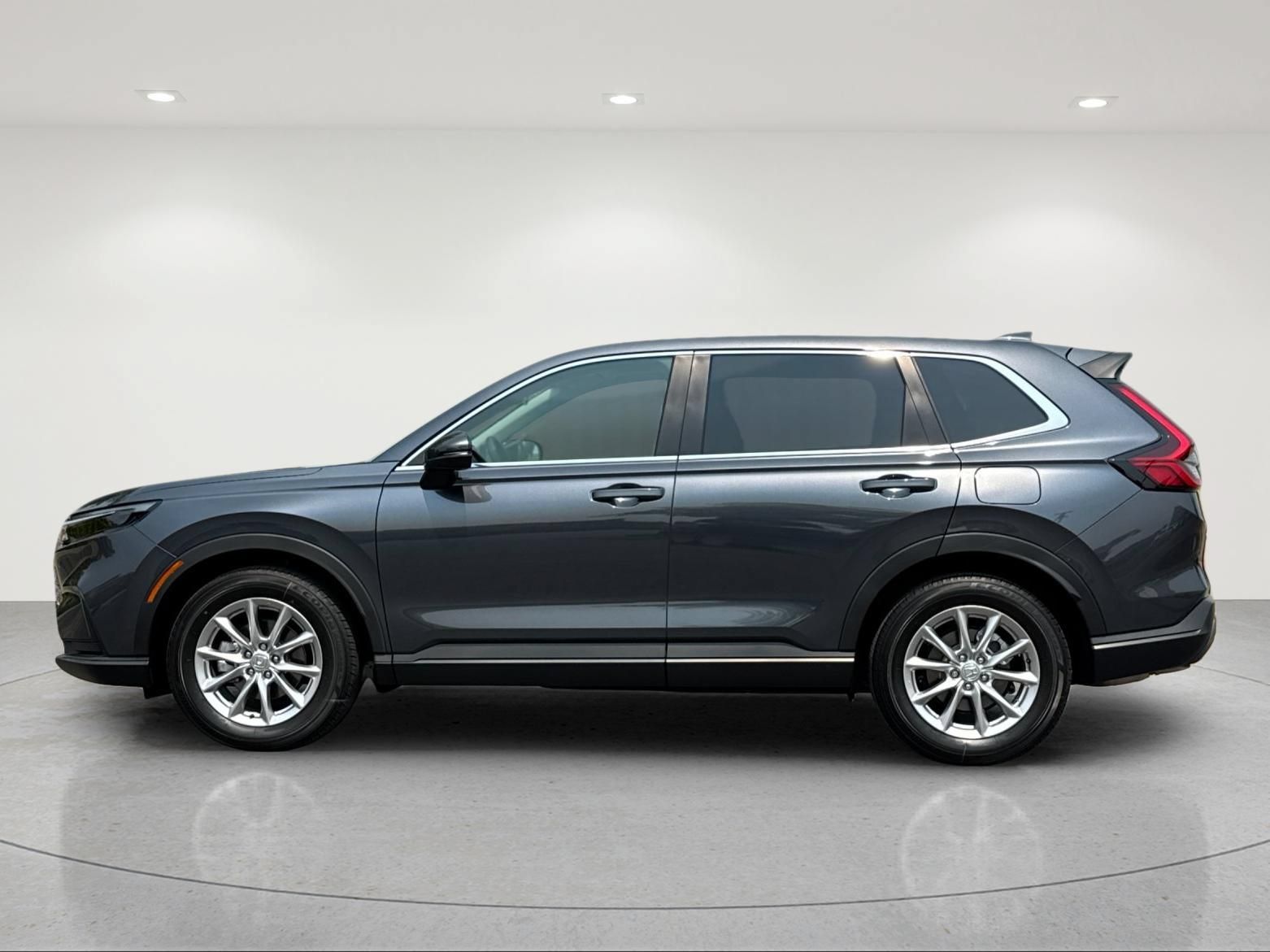 Used 2026 Honda CR-V EX image 2