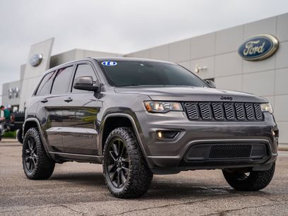 Used 2018 Jeep Grand Cherokee Altitude