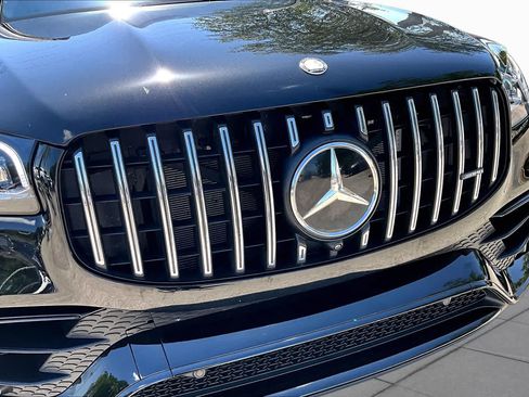Used 2025 Mercedes-Benz GLS 63 AMG 4MATIC image 30