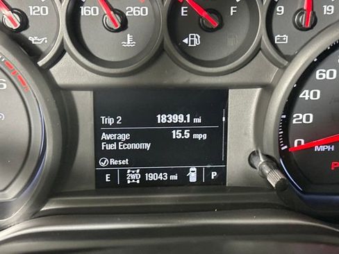 Used 2023 Chevrolet Silverado 1500 Custom image 18