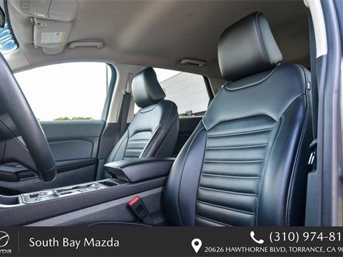 Used 2024 Ford Edge SEL image 17