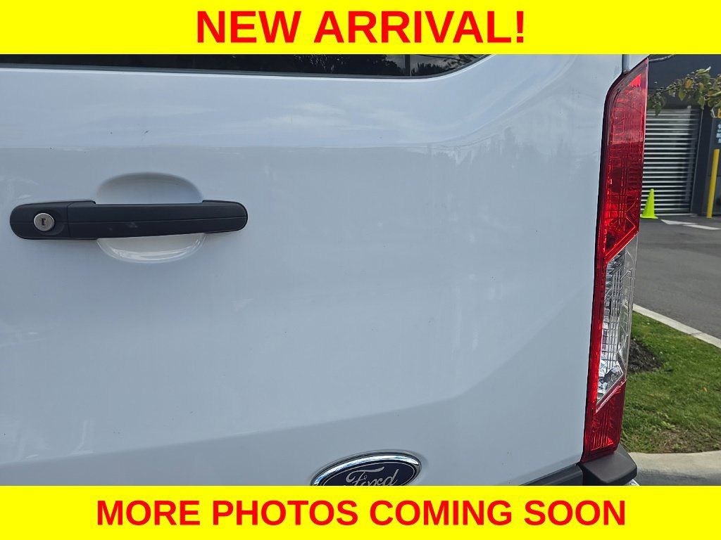Used 2025 Ford Transit 250 Low Roof w/ Exterior Upgrade Package RWD image 14
