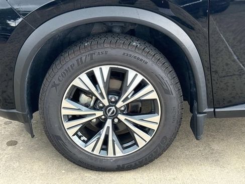 Used 2023 Nissan Rogue SV FWD image 5