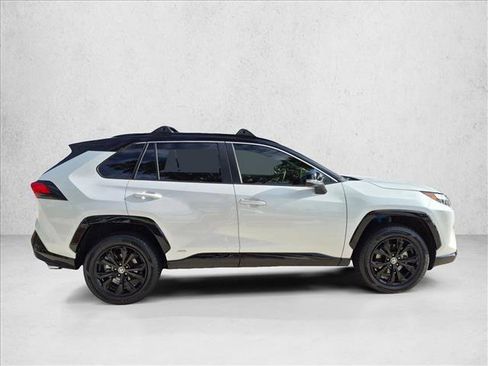 Certified 2025 Toyota RAV4 XSE w/ Weather Package AWD/4WD image 4