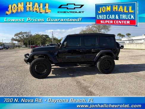 Used 2022 Jeep Wrangler Unlimited Sport image 4