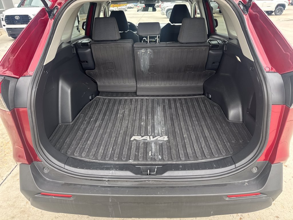 Certified 2025 Toyota RAV4 LE AWD/4WD image 22