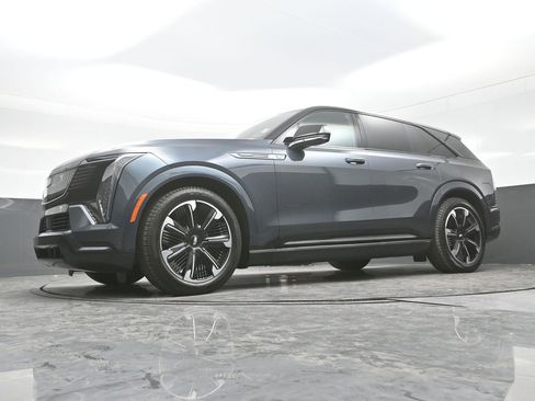 Certified 2026 Cadillac Escalade IQ Sport 2 AWD/4WD image 27