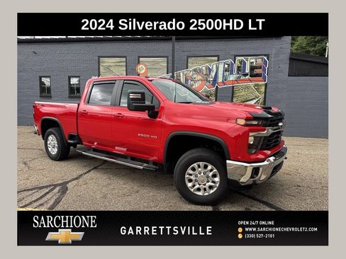 Used 2024 Chevrolet Silverado 2500 LT w/ Convenience Package AWD/4WD image 1