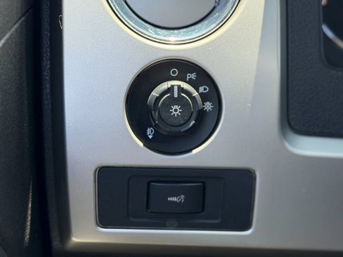 Used 2014 Ford F150 Lariat w/ Equipment Group 502A Luxury AWD/4WD image 17