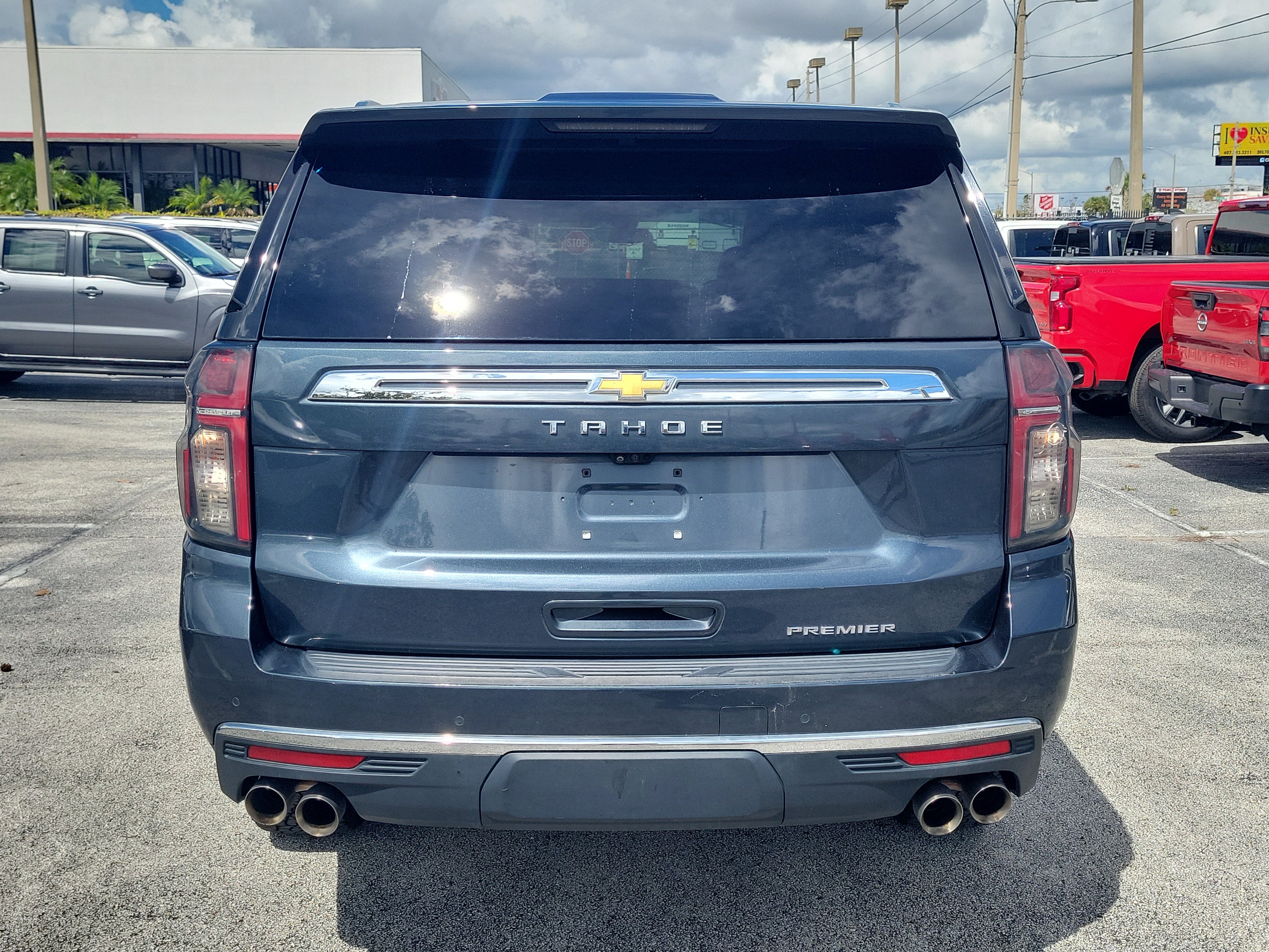 Used 2021 Chevrolet Tahoe Premier w/ Premium Package AWD/4WD image 5