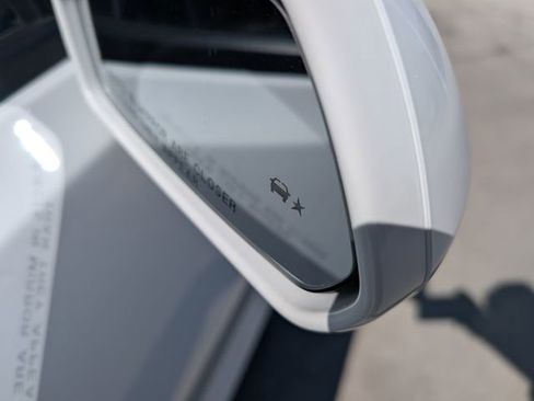 Used 2023 Chevrolet Camaro SS RWD image 20