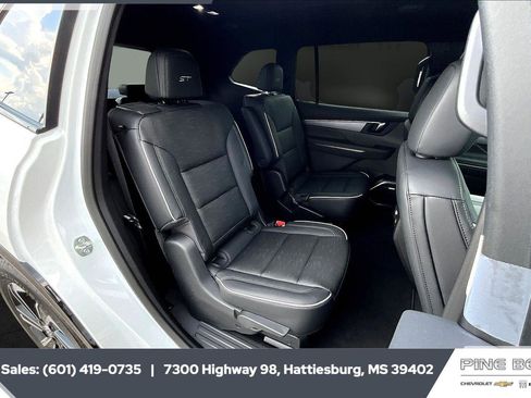 New 2026 Buick Enclave Sport Touring w/ LPO, Cargo Package FWD image 10