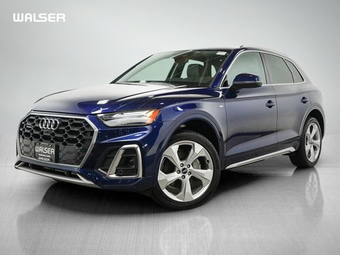 Used 2022 Audi Q5 2.0T Premium Plus w/ Premium Plus Package AWD/4WD image 1
