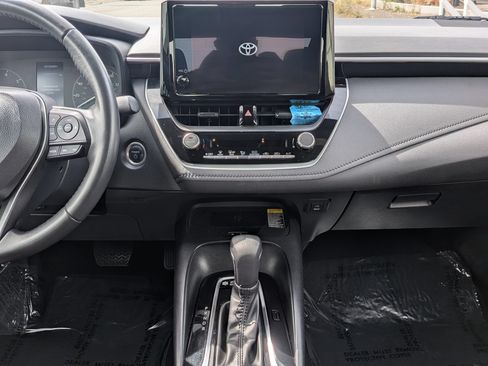 Used 2024 Toyota Corolla SE w/ SE Package FWD image 10