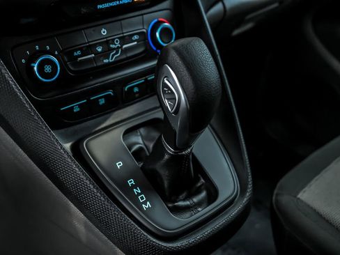 Used 2022 Ford Transit Connect XL FWD image 23