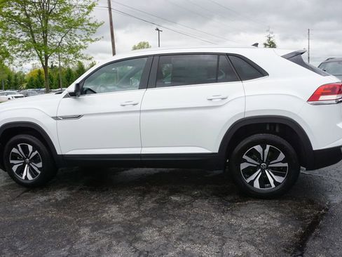 New 2026 Volkswagen Atlas Cross Sport SE AWD/4WD image 6