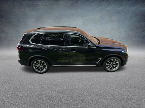 Used 2026 BMW X5 xDrive50e w/ Climate Comfort Package AWD/4WD image 10