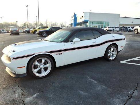 Used 2020 Dodge Challenger R/T image 3