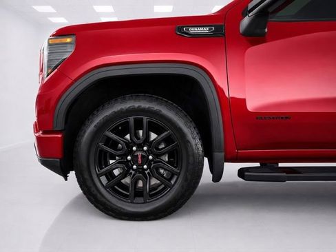 Used 2024 GMC Sierra 1500 Elevation w/ Elevation Premium Package AWD/4WD image 11