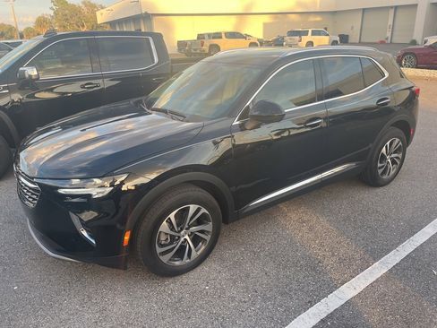 Certified 2022 Buick Envision Essence w/ Technology Package I image 3