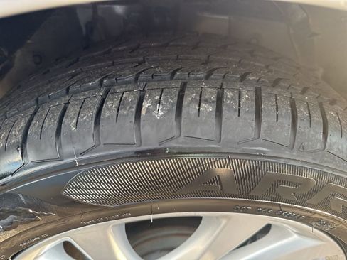 Used 2012 MAZDA MAZDA3 i Grand Touring image 11