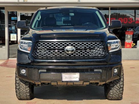 Used 2019 Toyota Tundra Platinum image 2