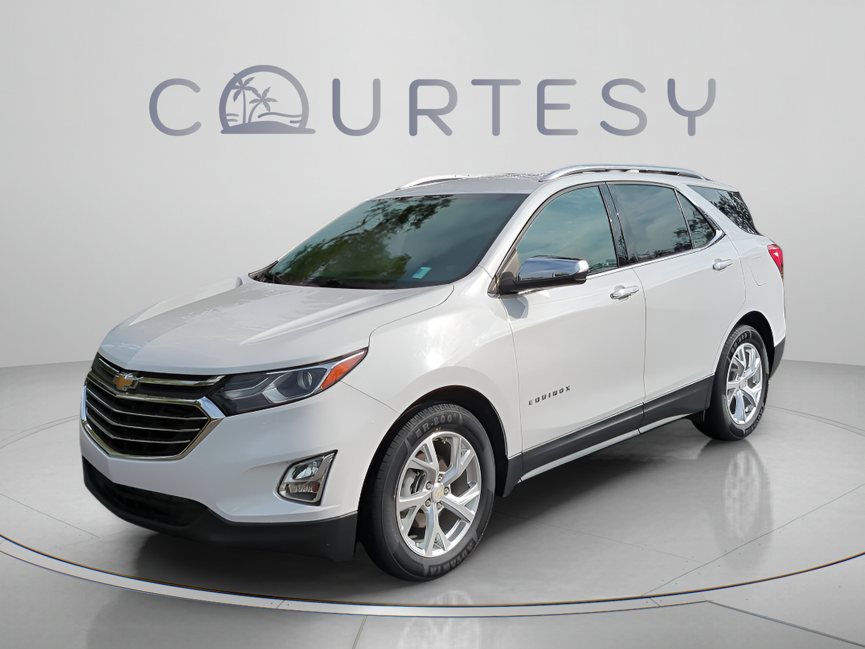 Used 2020 Chevrolet Equinox Premier FWD image 2