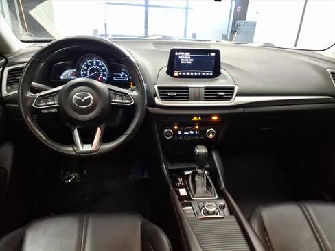 Used 2018 MAZDA MAZDA3 Touring image 10